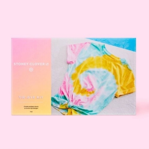 Stoney Clover Lane Tie-Dye Kit - Picture 1 of 7